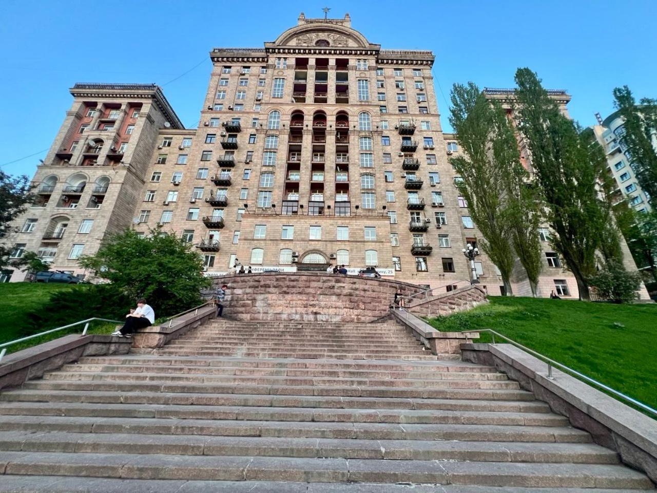 Apartments Rentals Ukraine On Kreshchatik Kiev Extérieur photo