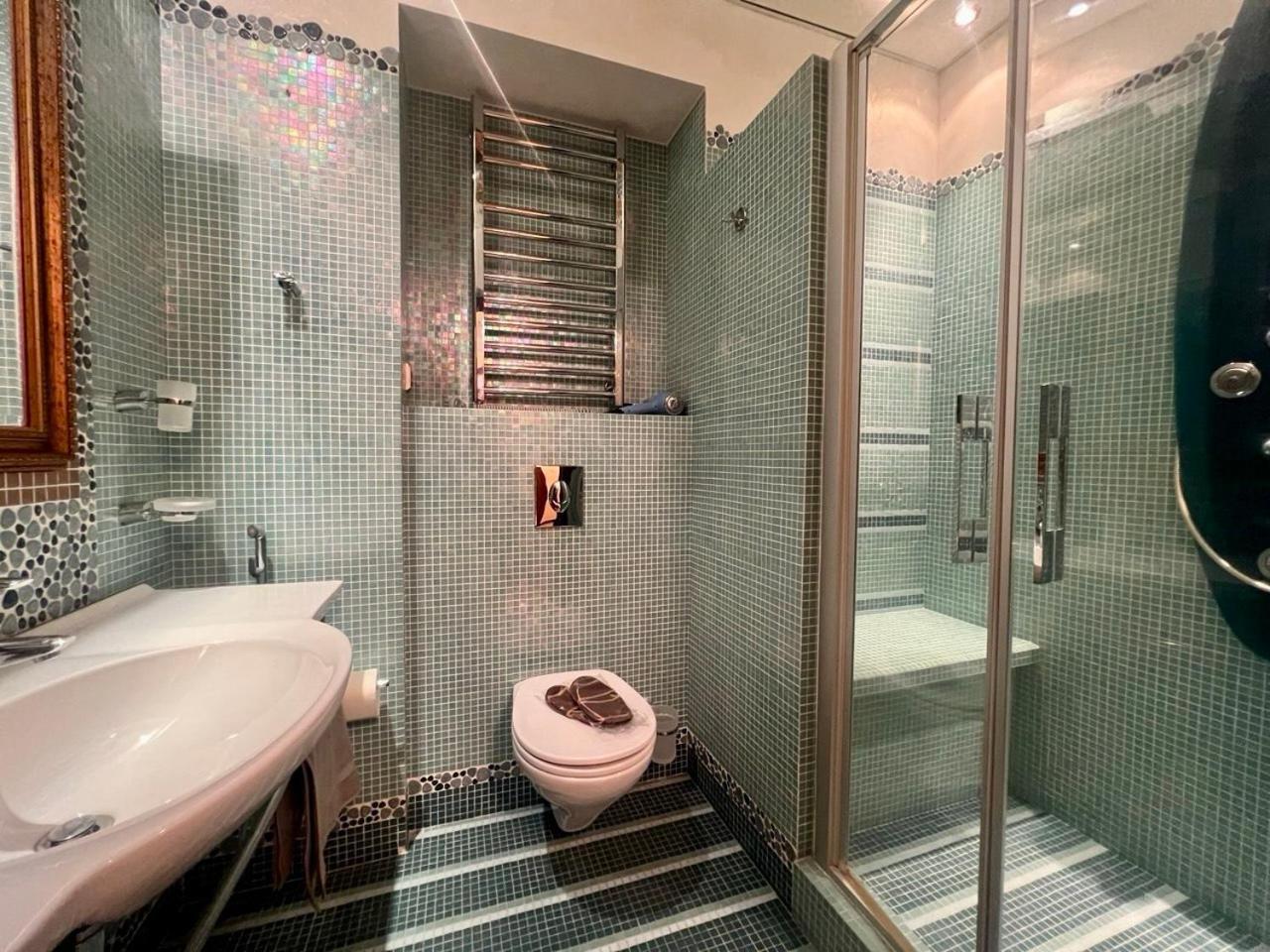 Apartments Rentals Ukraine On Kreshchatik Kiev Extérieur photo
