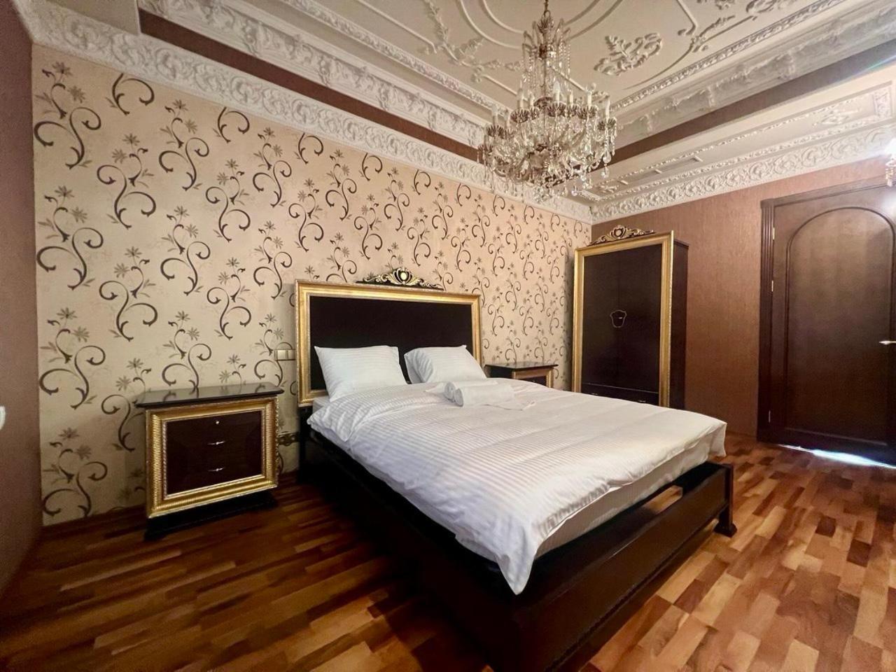 Apartments Rentals Ukraine On Kreshchatik Kiev Extérieur photo
