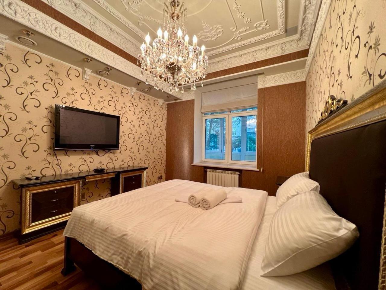 Apartments Rentals Ukraine On Kreshchatik Kiev Extérieur photo